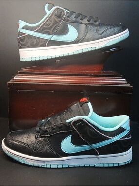 Nike Dunk “Barbershop” 💈 size 10.5